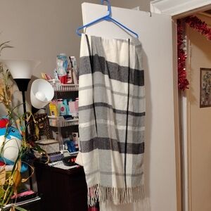 Elegant Striped Scarf